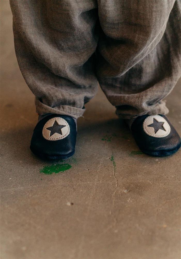 Orangenkinder_BluestarStern_Action_Kinderschuhe_-79-e1609084410624.jpg