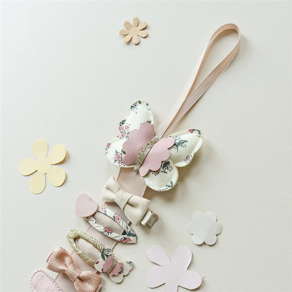 Clip Hanger Flat .jpg