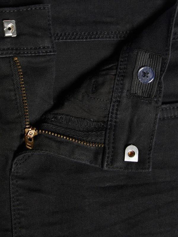 13154109_BlackDenim_007.jpg